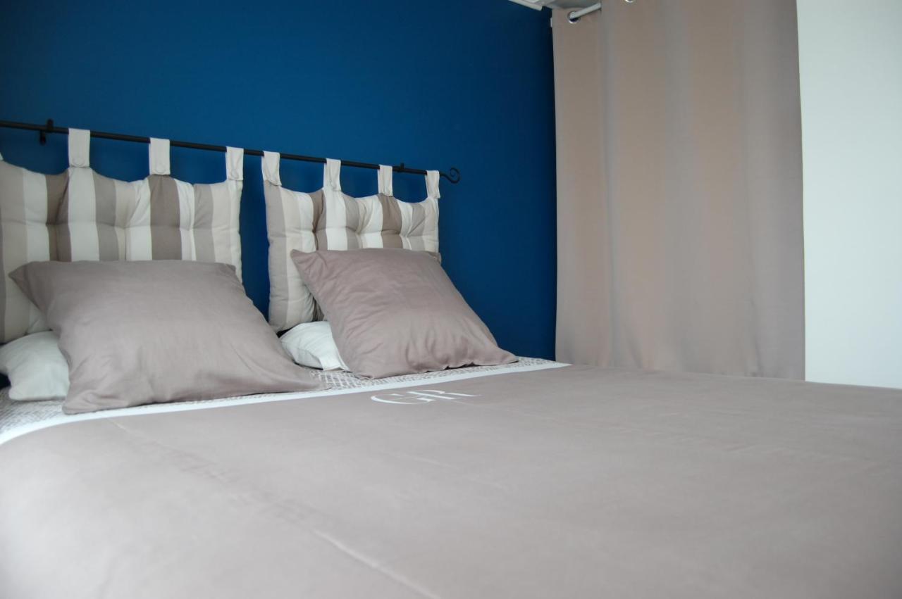 Bed and Breakfast Le Comptoir Des Ecoliers Gemozac Екстер'єр фото